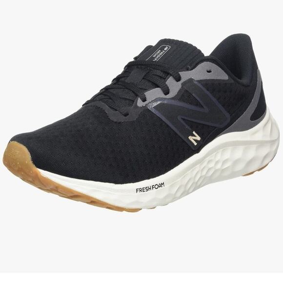New Balance Other - New Balance
Women's Fresh Foam Arishi v4 Running Sneakers
Pickleball